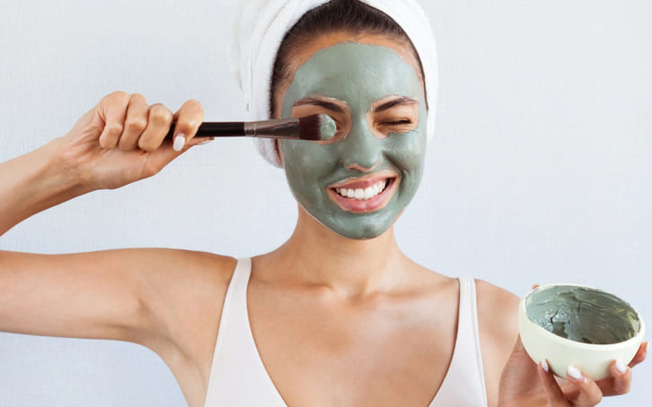 Có nên đắp mặt nạ trước khi makeup? Bí quyết lớp nền không mốc 4 mat na dat set
