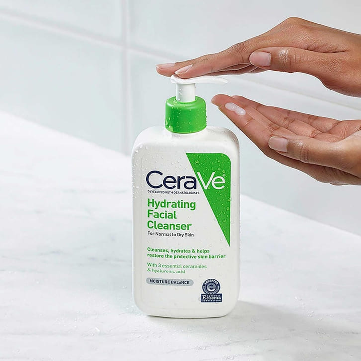 sua rua mat danh cho da kho cerave hydrating facial cleanser