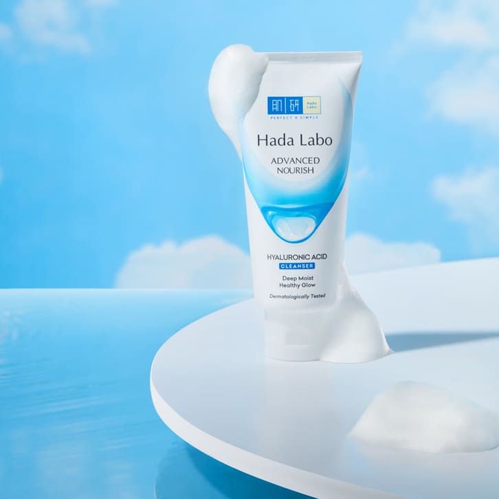 sua rua mat hada labo advanced nourish hyaluronic acid cleanser