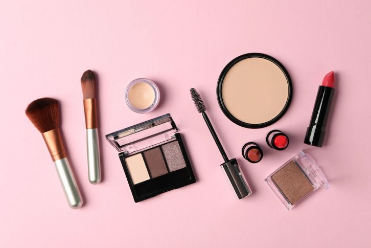 Makeup Là Gì? Tất Tần Tật Về Nghệ Thuật Trang Điểm 3 cac san pham makeup
